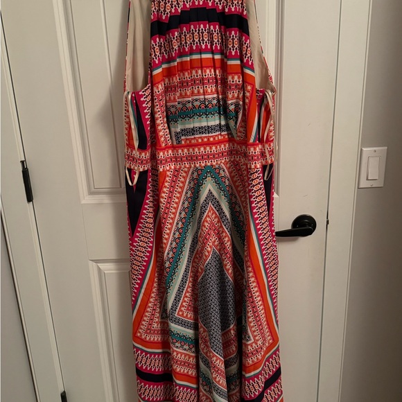 Beautiful stunning colour maxi size 18W by Eliza J. Made in China - Picture 4 of 8